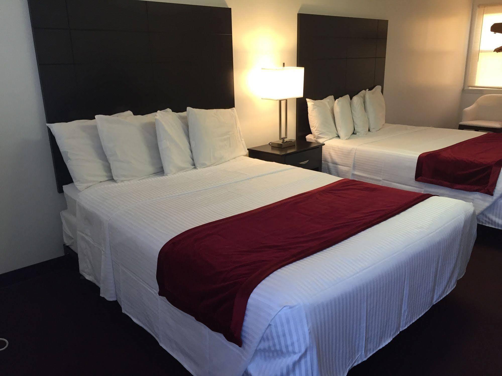 אושן סיטי The Wellington Hotel & Suites Oceanblock מראה חיצוני תמונה